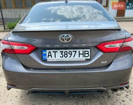 Сірий Тойота Камрі, об'ємом двигуна 2.49 л та пробігом 80 тис. км за 21114 $, фото 1 на Automoto.ua