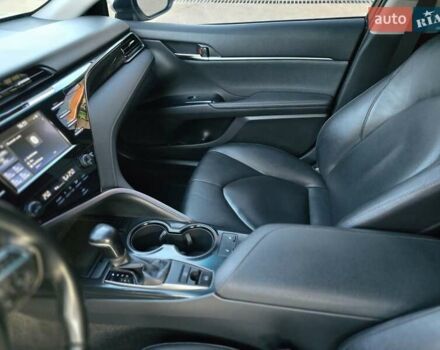 Сірий Тойота Камрі, об'ємом двигуна 2.49 л та пробігом 170 тис. км за 21900 $, фото 24 на Automoto.ua