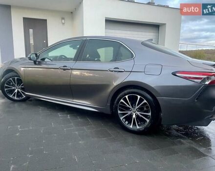 Серый Тойота Камри, объемом двигателя 2.49 л и пробегом 97 тыс. км за 22399 $, фото 9 на Automoto.ua