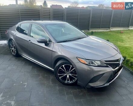 Серый Тойота Камри, объемом двигателя 2.49 л и пробегом 97 тыс. км за 22399 $, фото 5 на Automoto.ua