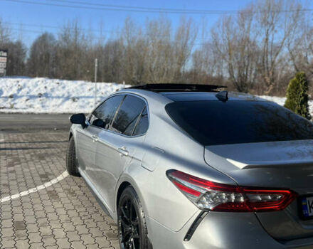 Сірий Тойота Камрі, об'ємом двигуна 2.49 л та пробігом 142 тис. км за 22000 $, фото 7 на Automoto.ua