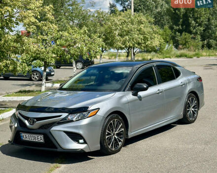 Сірий Тойота Камрі, об'ємом двигуна 2.49 л та пробігом 130 тис. км за 21000 $, фото 5 на Automoto.ua