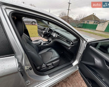 Сірий Тойота Камрі, об'ємом двигуна 2.49 л та пробігом 177 тис. км за 21500 $, фото 18 на Automoto.ua