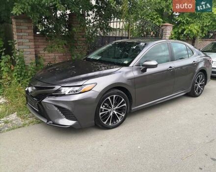 Серый Тойота Камри, объемом двигателя 2.49 л и пробегом 27 тыс. км за 26999 $, фото 7 на Automoto.ua