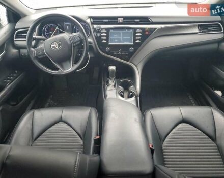 Серый Тойота Камри, объемом двигателя 2.49 л и пробегом 120 тыс. км за 6100 $, фото 7 на Automoto.ua