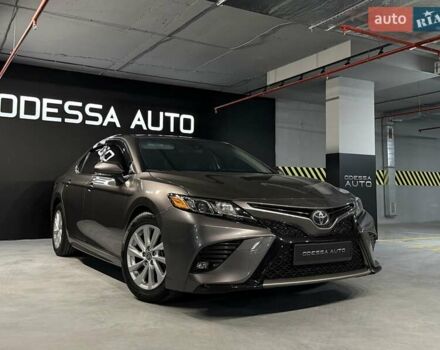 Сірий Тойота Камрі, об'ємом двигуна 2.49 л та пробігом 58 тис. км за 18800 $, фото 8 на Automoto.ua