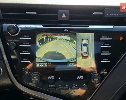 Серый Тойота Камри, объемом двигателя 3.5 л и пробегом 171 тыс. км за 22999 $, фото 43 на Automoto.ua