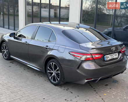 Сірий Тойота Камрі, об'ємом двигуна 2.49 л та пробігом 137 тис. км за 18700 $, фото 16 на Automoto.ua
