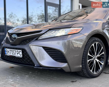 Сірий Тойота Камрі, об'ємом двигуна 2.49 л та пробігом 137 тис. км за 18700 $, фото 12 на Automoto.ua