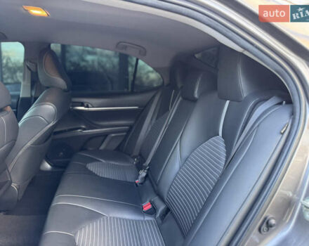 Сірий Тойота Камрі, об'ємом двигуна 2.49 л та пробігом 137 тис. км за 18700 $, фото 52 на Automoto.ua