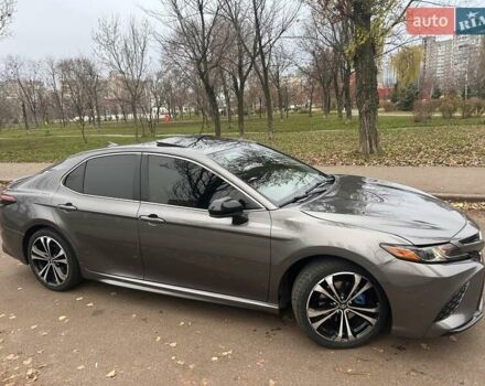 Серый Тойота Камри, объемом двигателя 2.49 л и пробегом 105 тыс. км за 24500 $, фото 8 на Automoto.ua