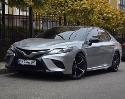 Серый Тойота Камри, объемом двигателя 3.5 л и пробегом 171 тыс. км за 22999 $, фото 3 на Automoto.ua