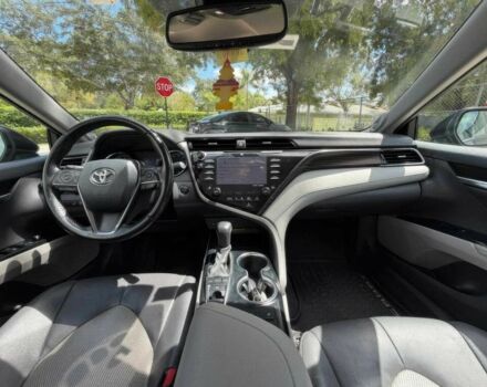 Серый Тойота Камри, объемом двигателя 2.5 л и пробегом 50 тыс. км за 14000 $, фото 6 на Automoto.ua