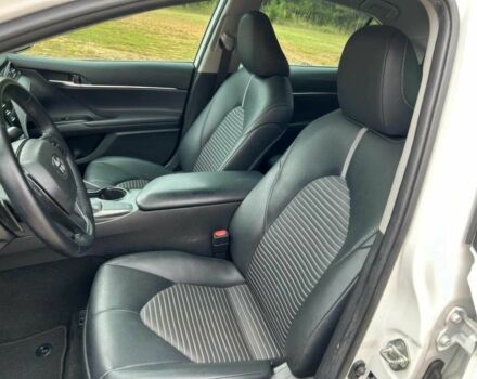 Сірий Тойота Камрі, об'ємом двигуна 2.5 л та пробігом 50 тис. км за 21000 $, фото 5 на Automoto.ua