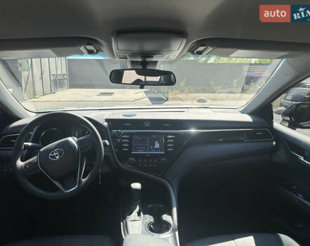 Серый Тойота Камри, объемом двигателя 2.49 л и пробегом 72 тыс. км за 20800 $, фото 1 на Automoto.ua