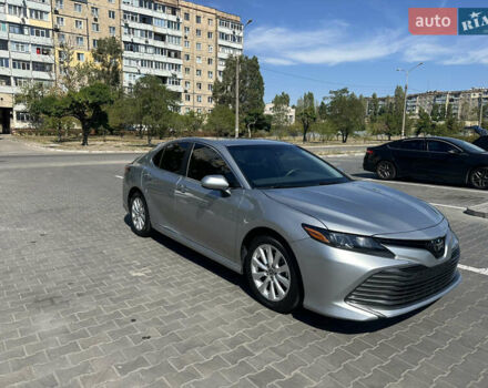 Серый Тойота Камри, объемом двигателя 2.49 л и пробегом 72 тыс. км за 20800 $, фото 3 на Automoto.ua