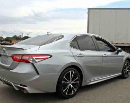 Серый Тойота Камри, объемом двигателя 2 л и пробегом 30 тыс. км за 12600 $, фото 3 на Automoto.ua