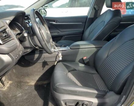 Серый Тойота Камри, объемом двигателя 2.49 л и пробегом 77 тыс. км за 6200 $, фото 6 на Automoto.ua