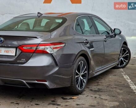 Тойота Камри 2020 в Одессе на Automoto.ua Серый Тойота Камри, объемом двигателя 2.49 л и пробегом 129 тыс. км за 27990 $, фото 33 на Automoto.ua