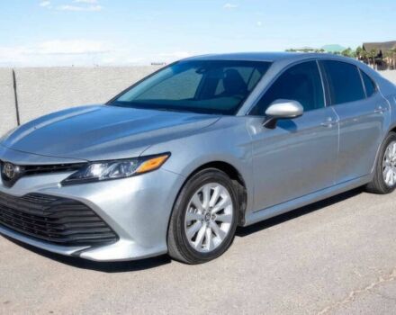 Серый Тойота Камри, объемом двигателя 2.5 л и пробегом 31 тыс. км за 12000 $, фото 2 на Automoto.ua