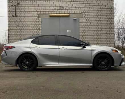 Сірий Тойота Камрі, об'ємом двигуна 2.5 л та пробігом 81 тис. км за 26990 $, фото 6 на Automoto.ua