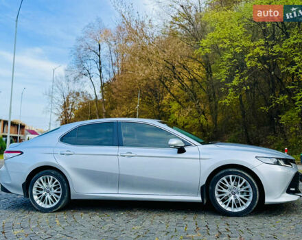 Серый Тойота Камри, объемом двигателя 2.49 л и пробегом 94 тыс. км за 21900 $, фото 4 на Automoto.ua