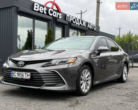 Серый Тойота Камри, объемом двигателя 2.49 л и пробегом 16 тыс. км за 26500 $, фото 1 на Automoto.ua