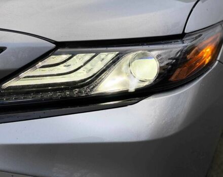 Сірий Тойота Камрі, об'ємом двигуна 2.5 л та пробігом 81 тис. км за 26990 $, фото 4 на Automoto.ua