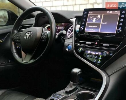 Серый Тойота Камри, объемом двигателя 2.49 л и пробегом 81 тыс. км за 26990 $, фото 59 на Automoto.ua