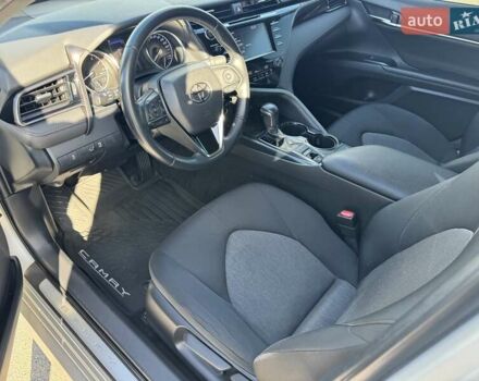 Серый Тойота Камри, объемом двигателя 2.49 л и пробегом 160 тыс. км за 21500 $, фото 11 на Automoto.ua