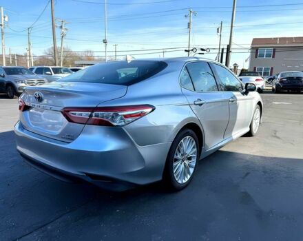 Серый Тойота Камри, объемом двигателя 2.5 л и пробегом 49 тыс. км за 14000 $, фото 3 на Automoto.ua