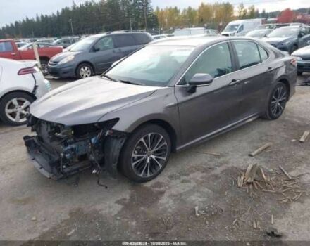 Серый Тойота Камри, объемом двигателя 2.5 л и пробегом 71 тыс. км за 5700 $, фото 1 на Automoto.ua