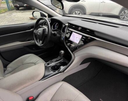 Серый Тойота Камри, объемом двигателя 2.5 л и пробегом 148 тыс. км за 19900 $, фото 6 на Automoto.ua