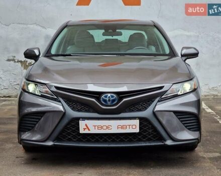 Тойота Камри 2020 в Одессе на Automoto.ua Серый Тойота Камри, объемом двигателя 2.49 л и пробегом 129 тыс. км за 27990 $, фото 2 на Automoto.ua
