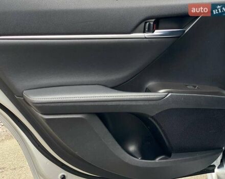 Серый Тойота Камри, объемом двигателя 2.49 л и пробегом 81 тыс. км за 26990 $, фото 55 на Automoto.ua