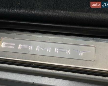 Серый Тойота Камри, объемом двигателя 2.49 л и пробегом 81 тыс. км за 26990 $, фото 27 на Automoto.ua