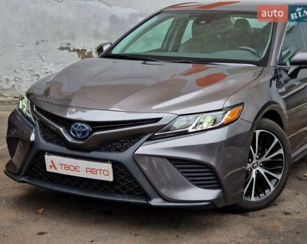 Тойота Камри 2020 в Одессе на Automoto.ua Серый Тойота Камри, объемом двигателя 2.49 л и пробегом 129 тыс. км за 27990 $, фото 11 на Automoto.ua