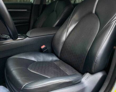 Сірий Тойота Камрі, об'ємом двигуна 2.5 л та пробігом 81 тис. км за 26990 $, фото 15 на Automoto.ua