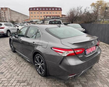 Серый Тойота Камри, объемом двигателя 2.5 л и пробегом 148 тыс. км за 19900 $, фото 2 на Automoto.ua