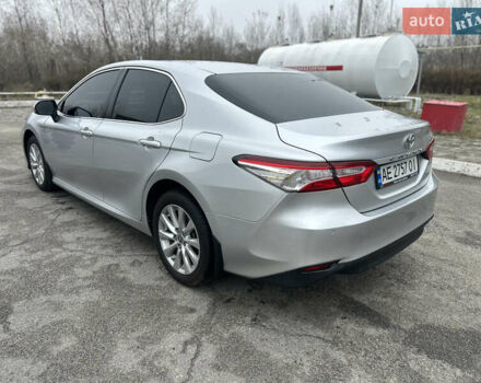 Сірий Тойота Камрі, об'ємом двигуна 2.49 л та пробігом 165 тис. км за 19999 $, фото 4 на Automoto.ua