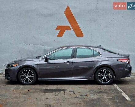 Тойота Камри 2020 в Одессе на Automoto.ua Серый Тойота Камри, объемом двигателя 2.49 л и пробегом 129 тыс. км за 27990 $, фото 21 на Automoto.ua