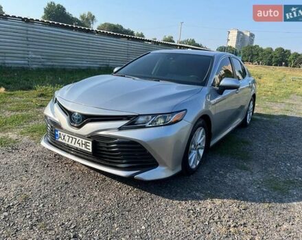 Серый Тойота Камри, объемом двигателя 2.49 л и пробегом 49 тыс. км за 31000 $, фото 10 на Automoto.ua