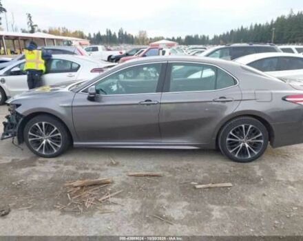 Серый Тойота Камри, объемом двигателя 2.5 л и пробегом 71 тыс. км за 5700 $, фото 14 на Automoto.ua