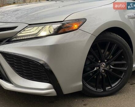 Серый Тойота Камри, объемом двигателя 2.49 л и пробегом 81 тыс. км за 26990 $, фото 5 на Automoto.ua