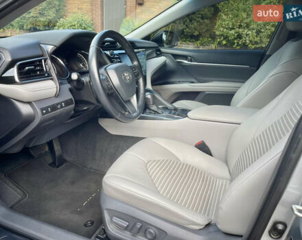 Серый Тойота Камри, объемом двигателя 2.49 л и пробегом 138 тыс. км за 23999 $, фото 28 на Automoto.ua