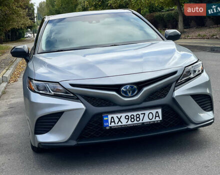 Серый Тойота Камри, объемом двигателя 2.49 л и пробегом 138 тыс. км за 23999 $, фото 1 на Automoto.ua