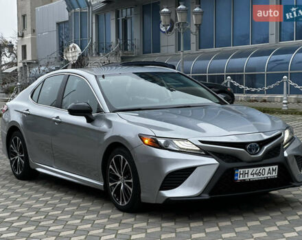 Серый Тойота Камри, объемом двигателя 2.49 л и пробегом 158 тыс. км за 25000 $, фото 2 на Automoto.ua