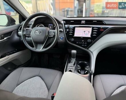 Серый Тойота Камри, объемом двигателя 2.49 л и пробегом 56 тыс. км за 23990 $, фото 10 на Automoto.ua