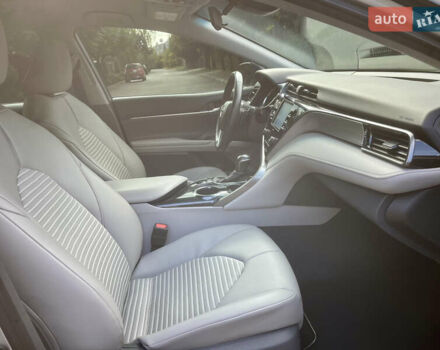 Серый Тойота Камри, объемом двигателя 2.49 л и пробегом 138 тыс. км за 23999 $, фото 31 на Automoto.ua