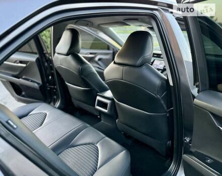 Серый Тойота Камри, объемом двигателя 2.49 л и пробегом 69 тыс. км за 22500 $, фото 19 на Automoto.ua